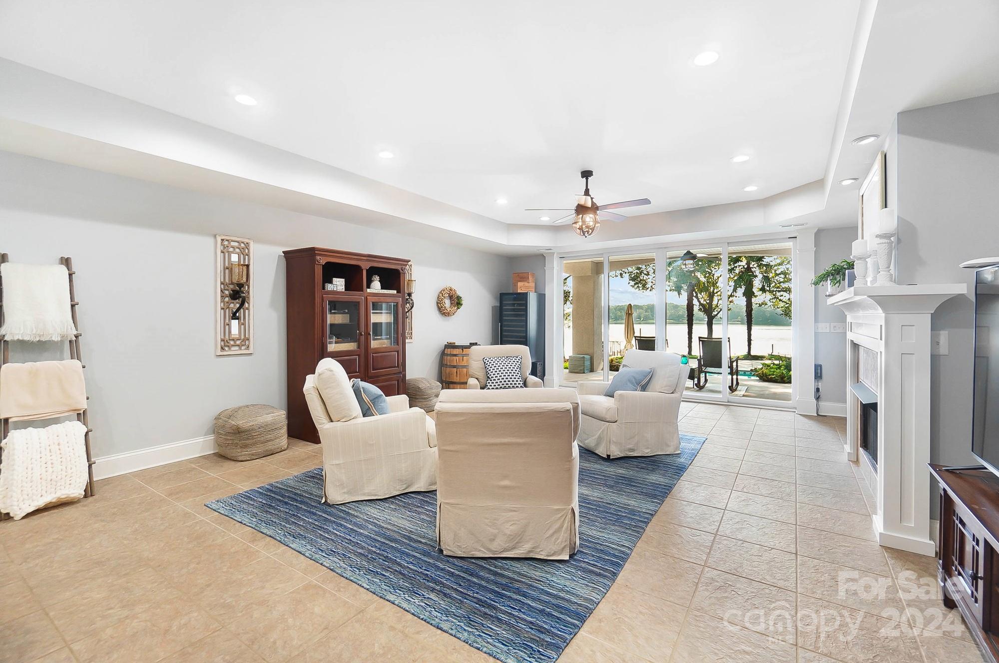 Sailview - Residential