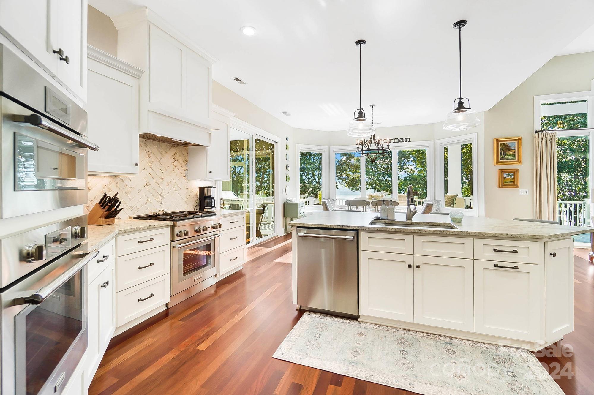 Sailview - Residential