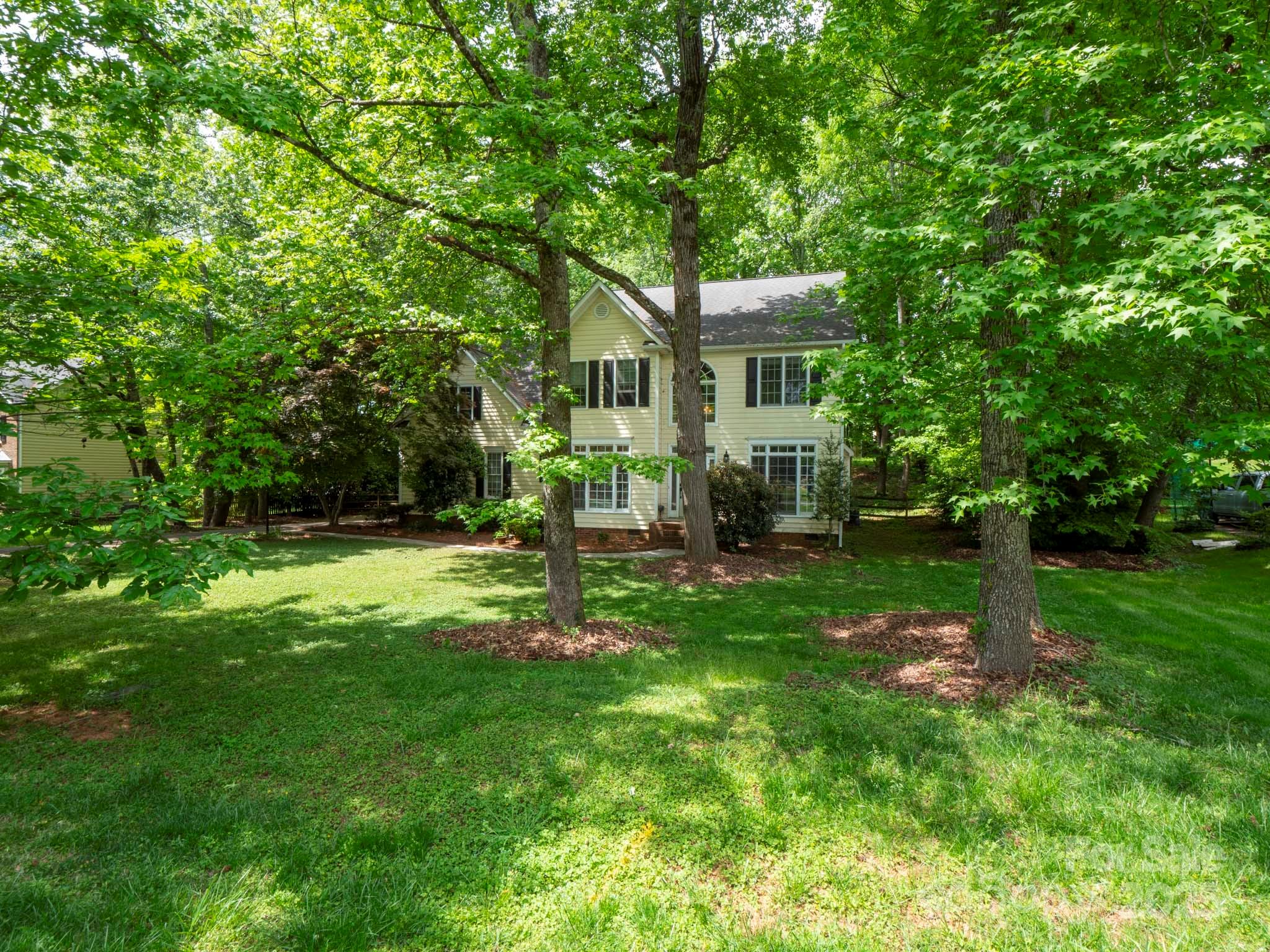 6100 Hunter Lane