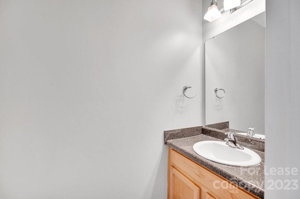 Renaissance Townhome Lofts Condo - Residential Lease