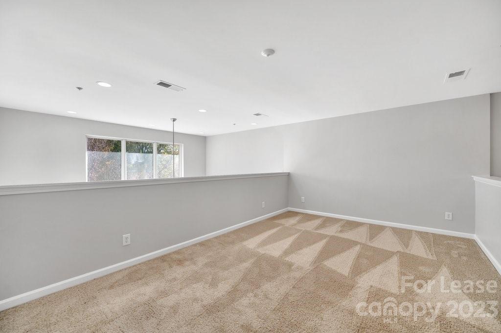 Renaissance Townhome Lofts Condo - Residential Lease