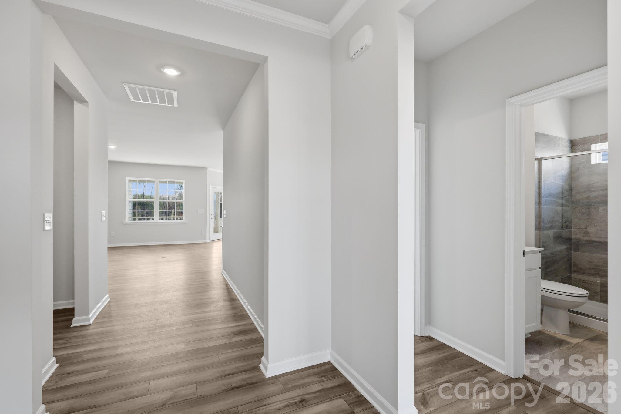 Roselyn - Residential