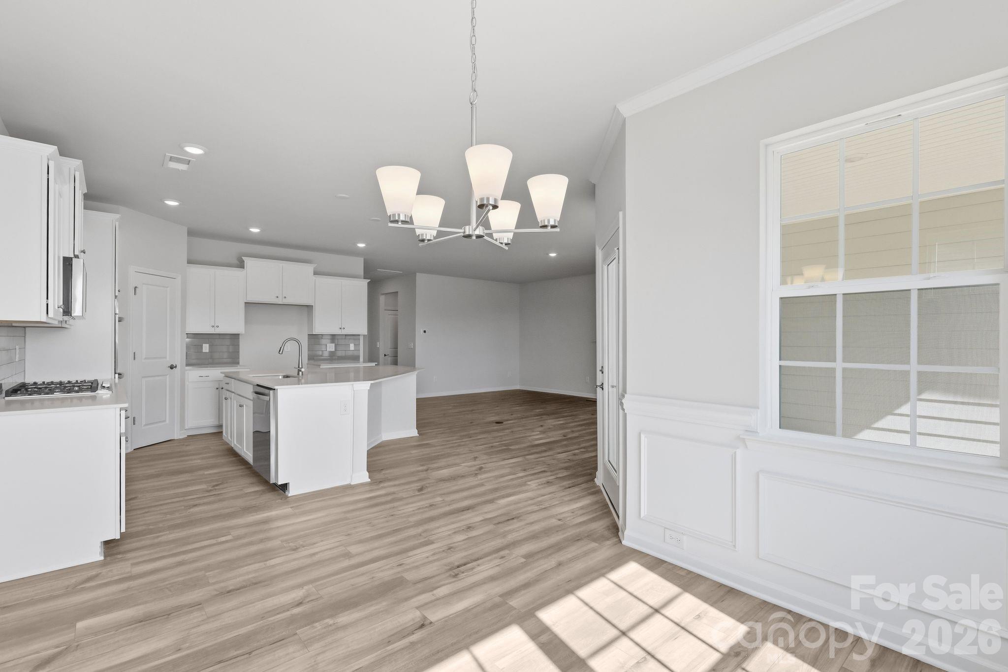 Roselyn - Residential