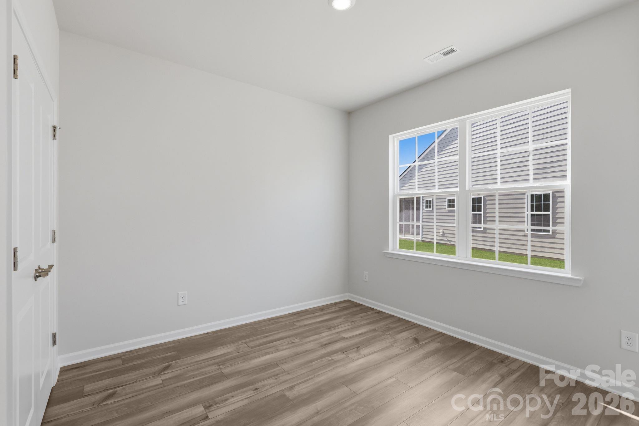 Roselyn - Residential