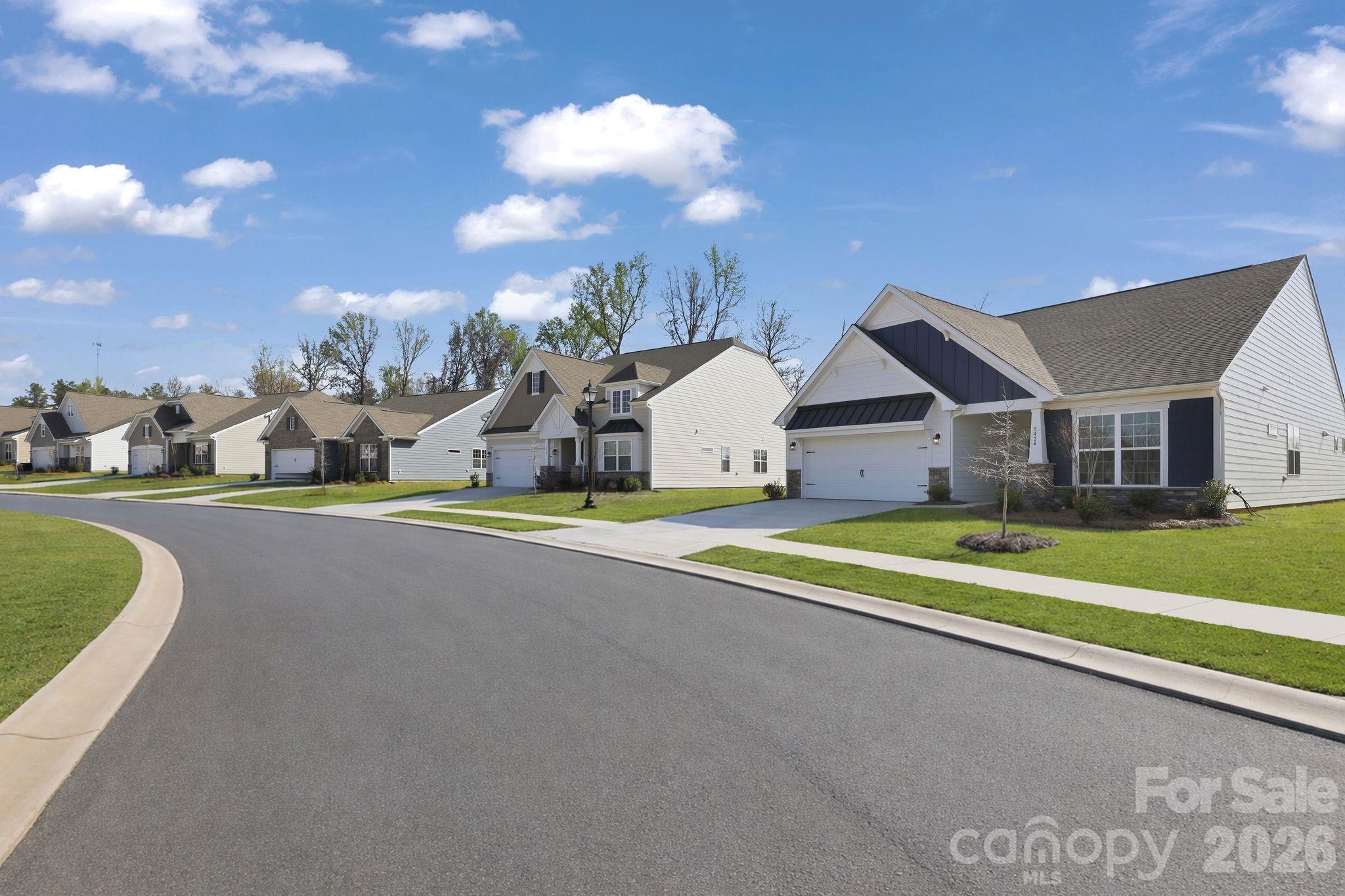 Roselyn - Residential