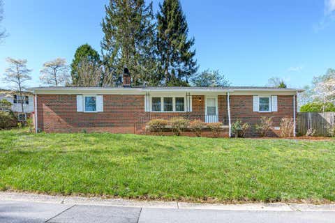 Photo for 1207 Pinebrook Circle