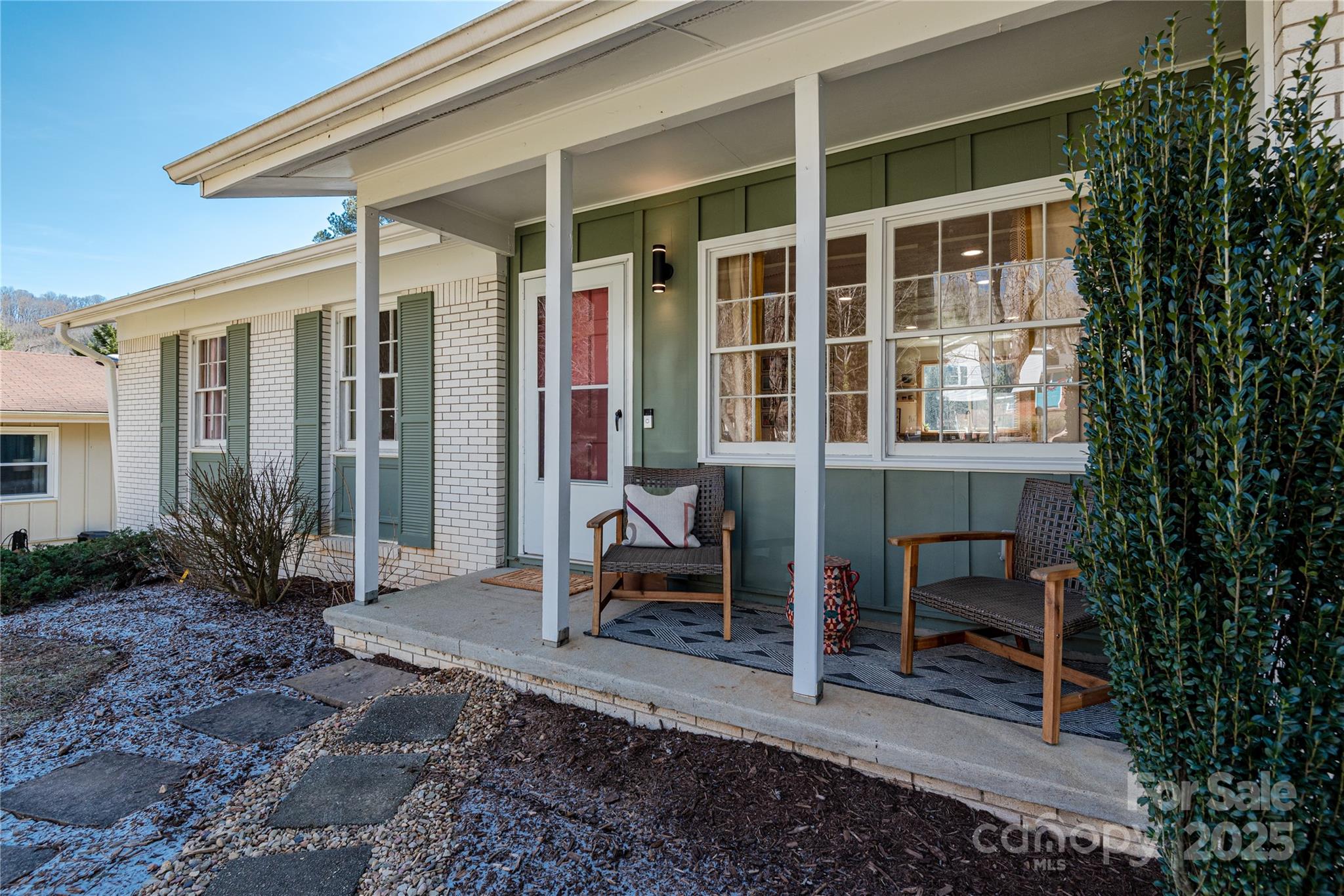 7 Brookcliff Drive