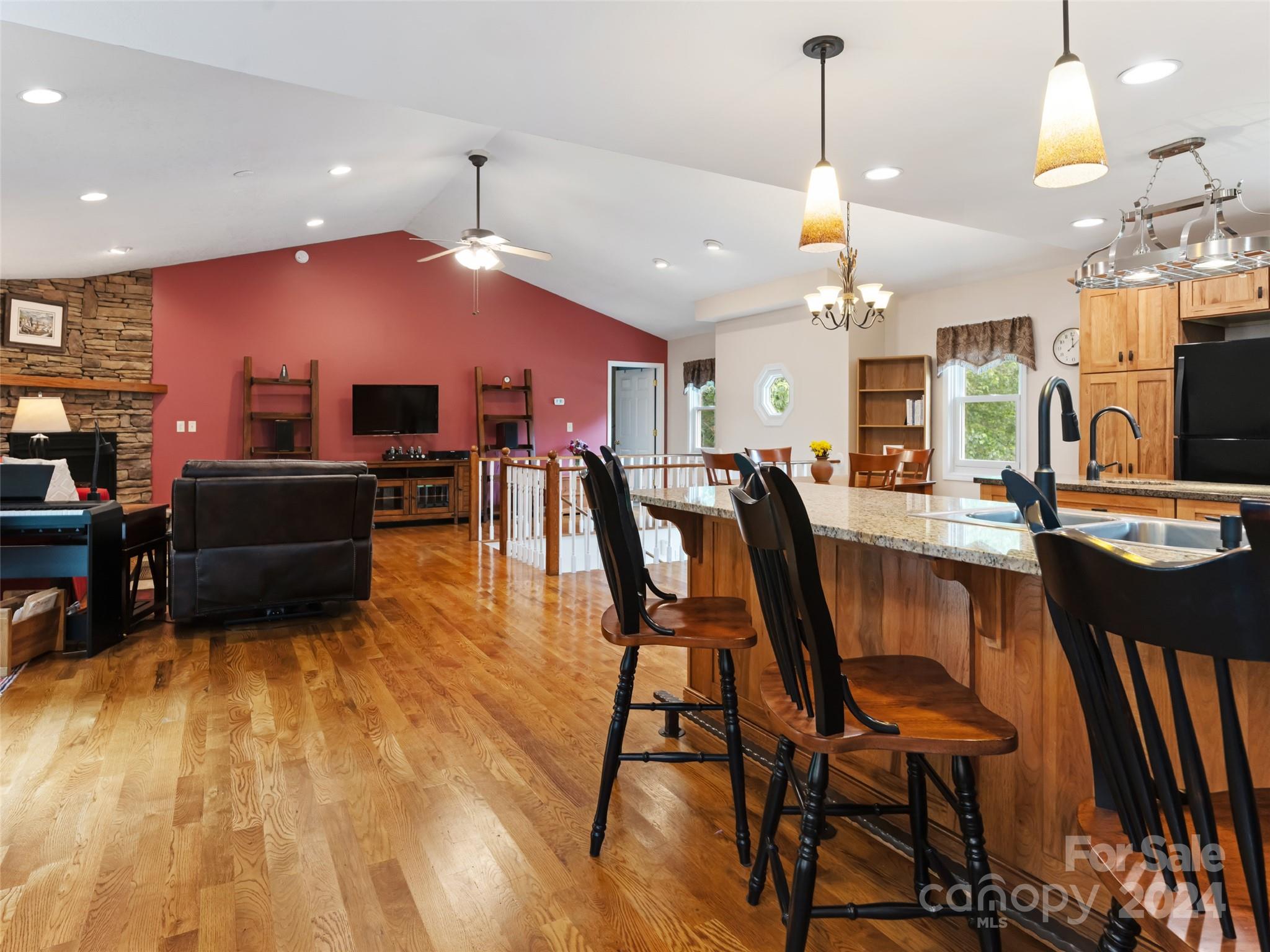 Poplar Creek - Residential