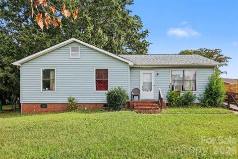 Photo of 1008 Fontana Avenue, Charlotte, NC 28206 (MLS # 4433990)