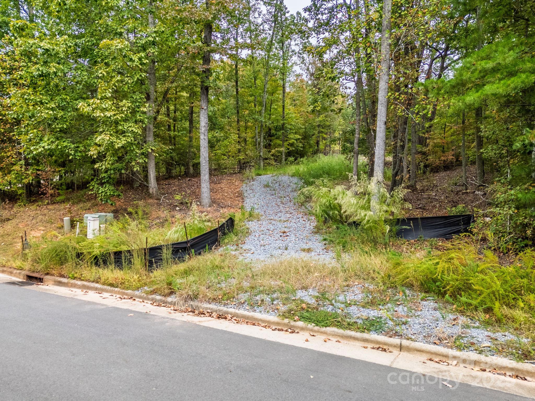 5172 Kings Pinnacle Drive