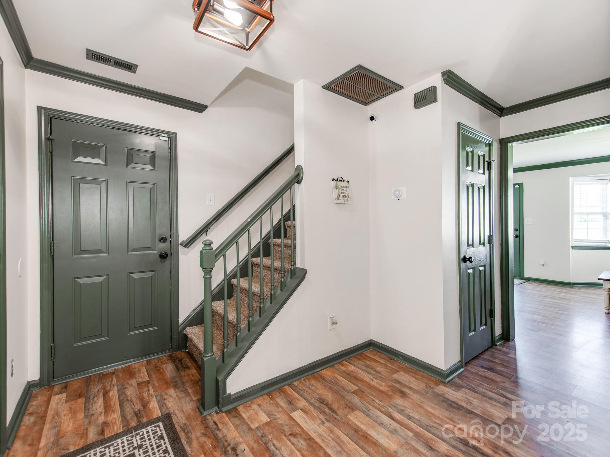 7125 Roaming Path Court