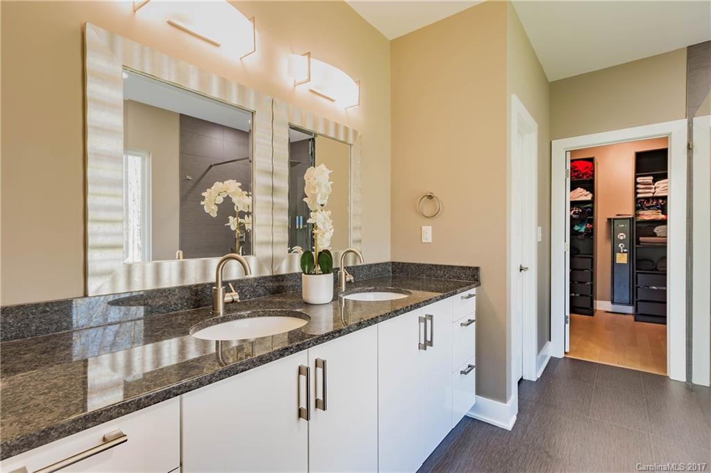 River Walk Plantation - Residential