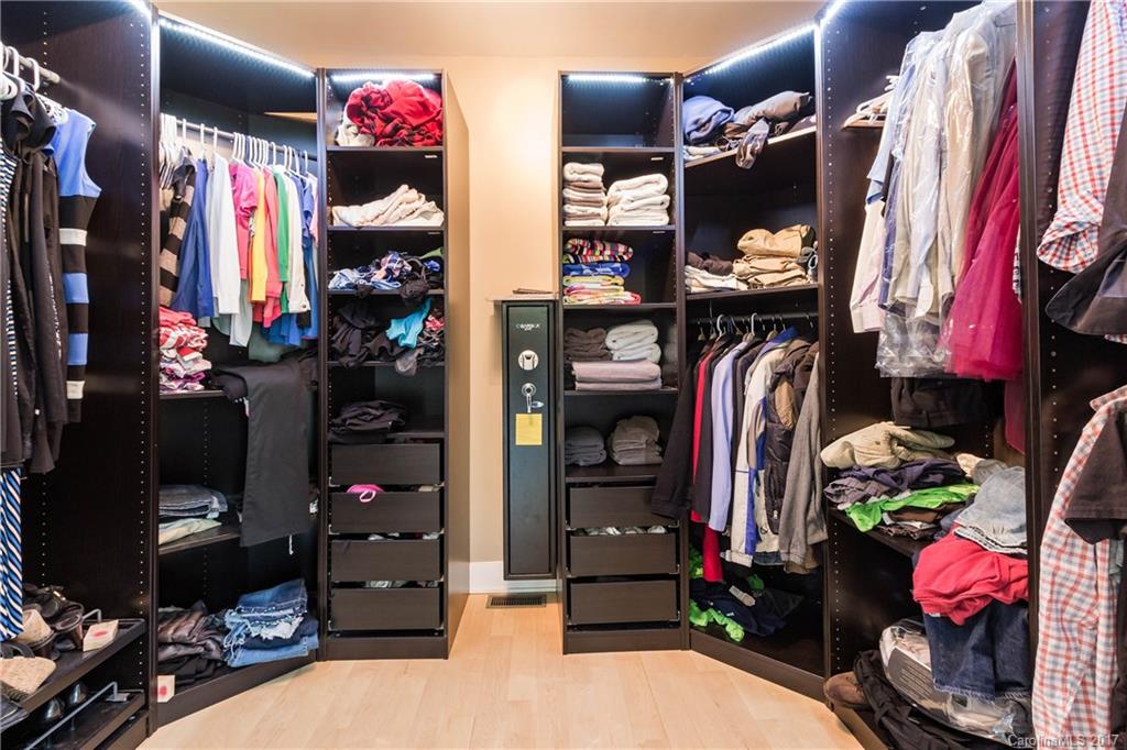 River Walk Plantation - Residential