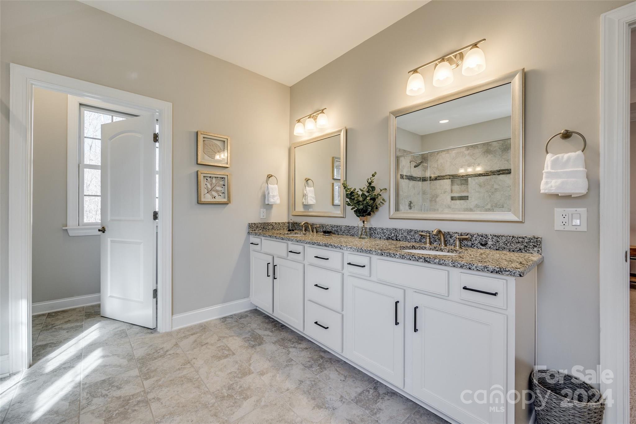 Anniston Grove - Residential