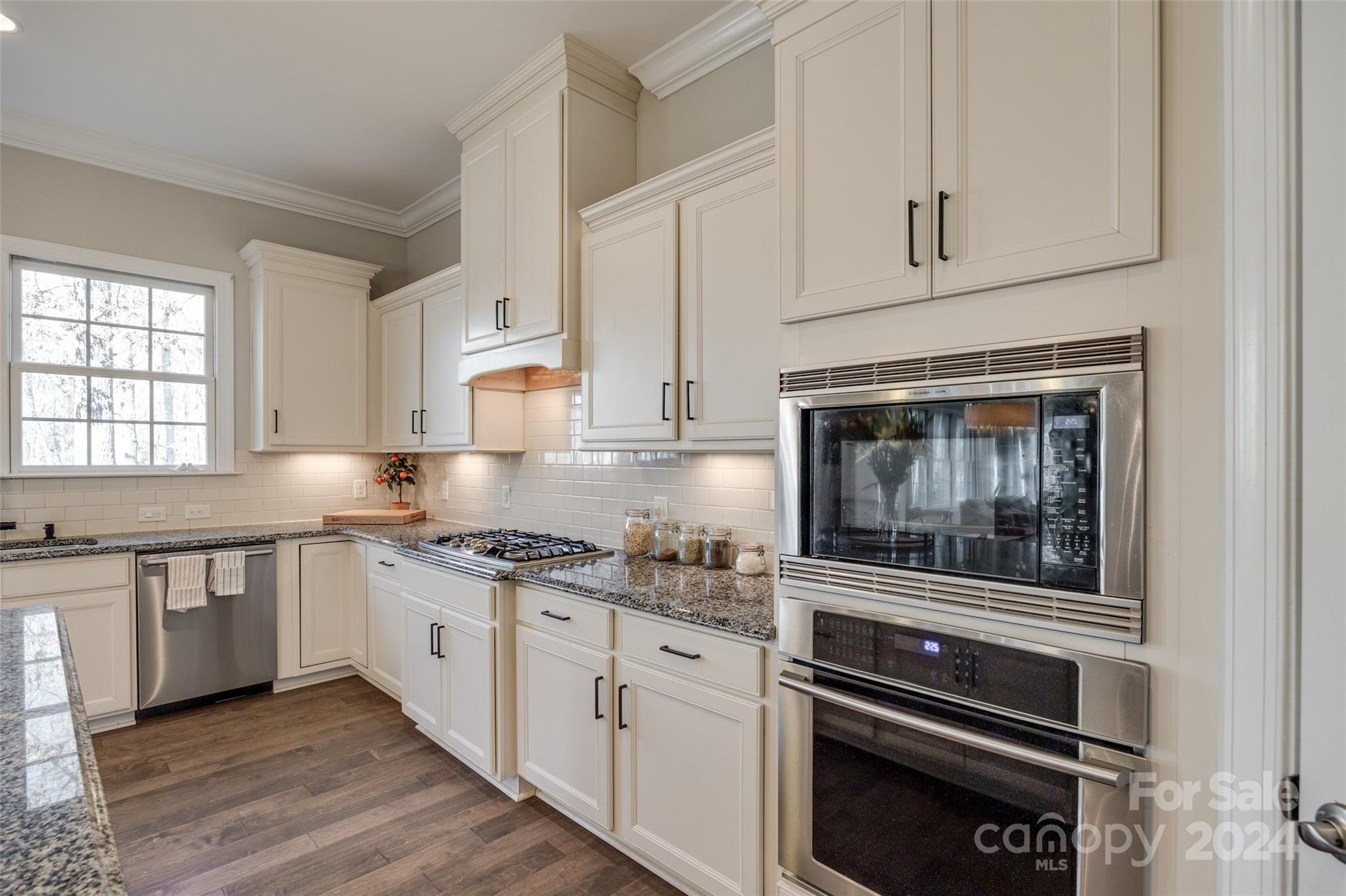 Anniston Grove - Residential