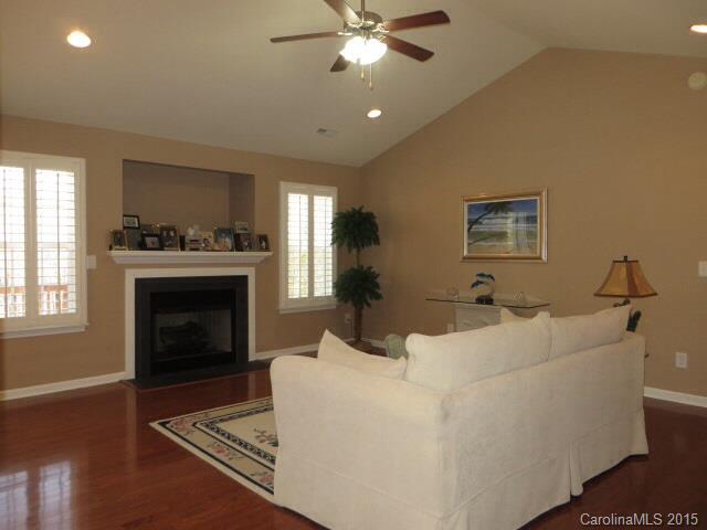 Faulkner Ridge - Residential