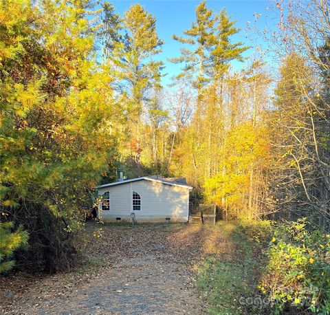 6 Woodland Street Spruce Pine NC 28777