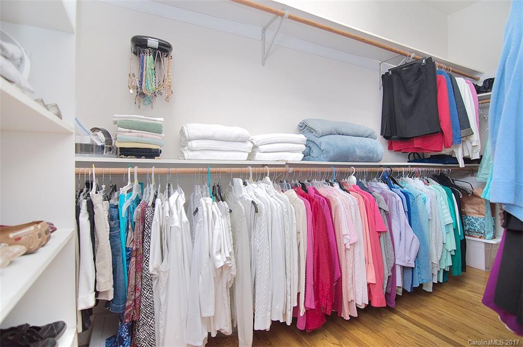 Ivy Hall - Residential