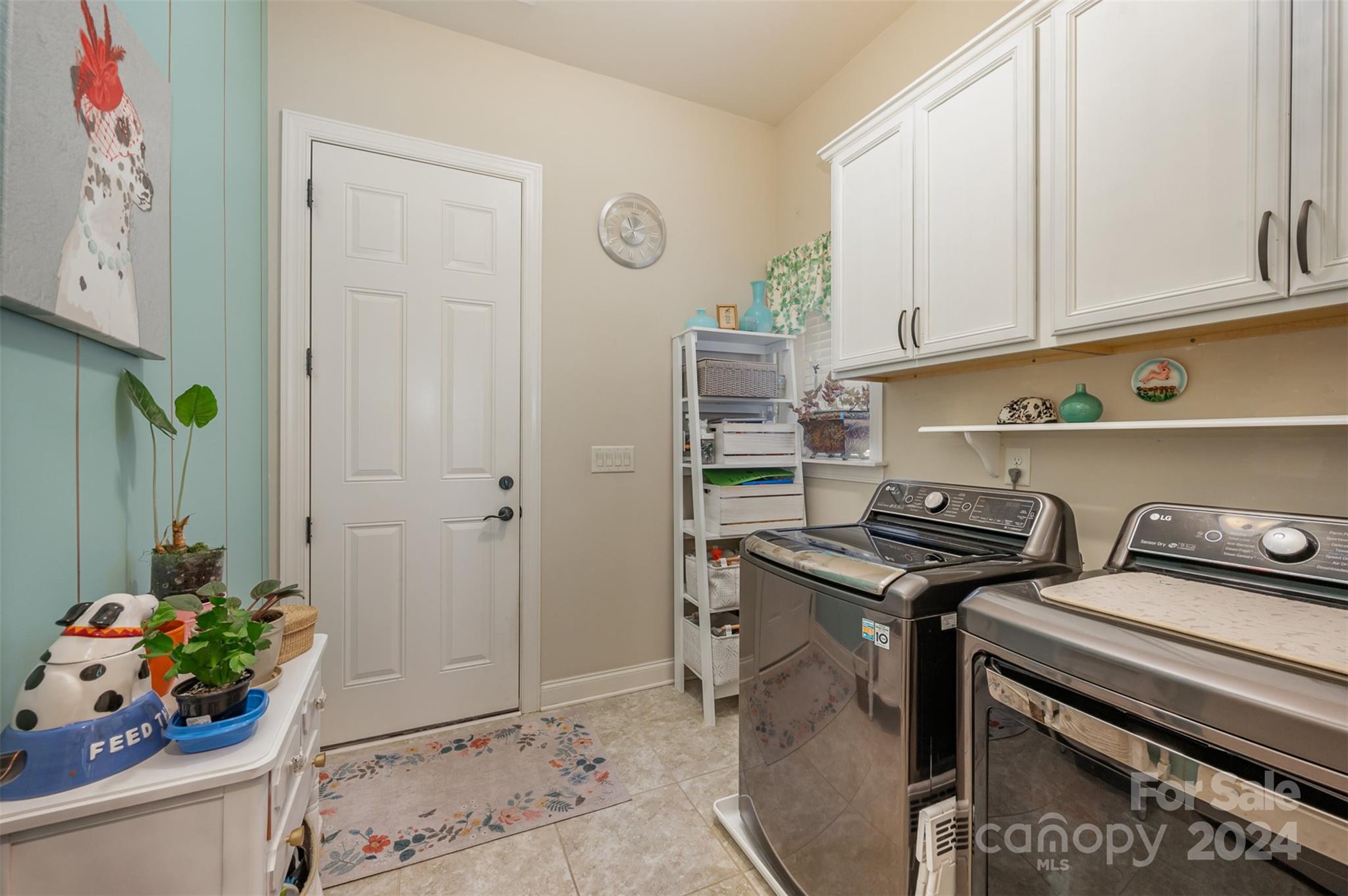 Barber Rock - Residential