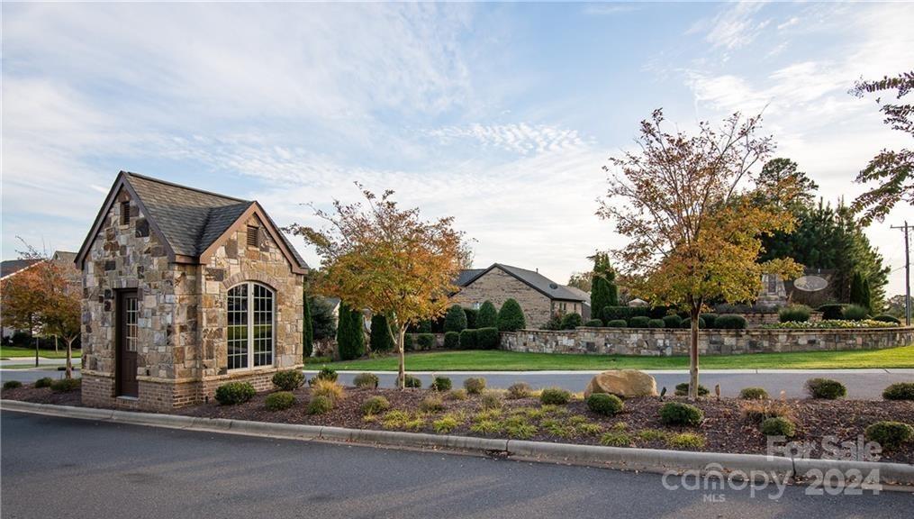 Barber Rock - Residential