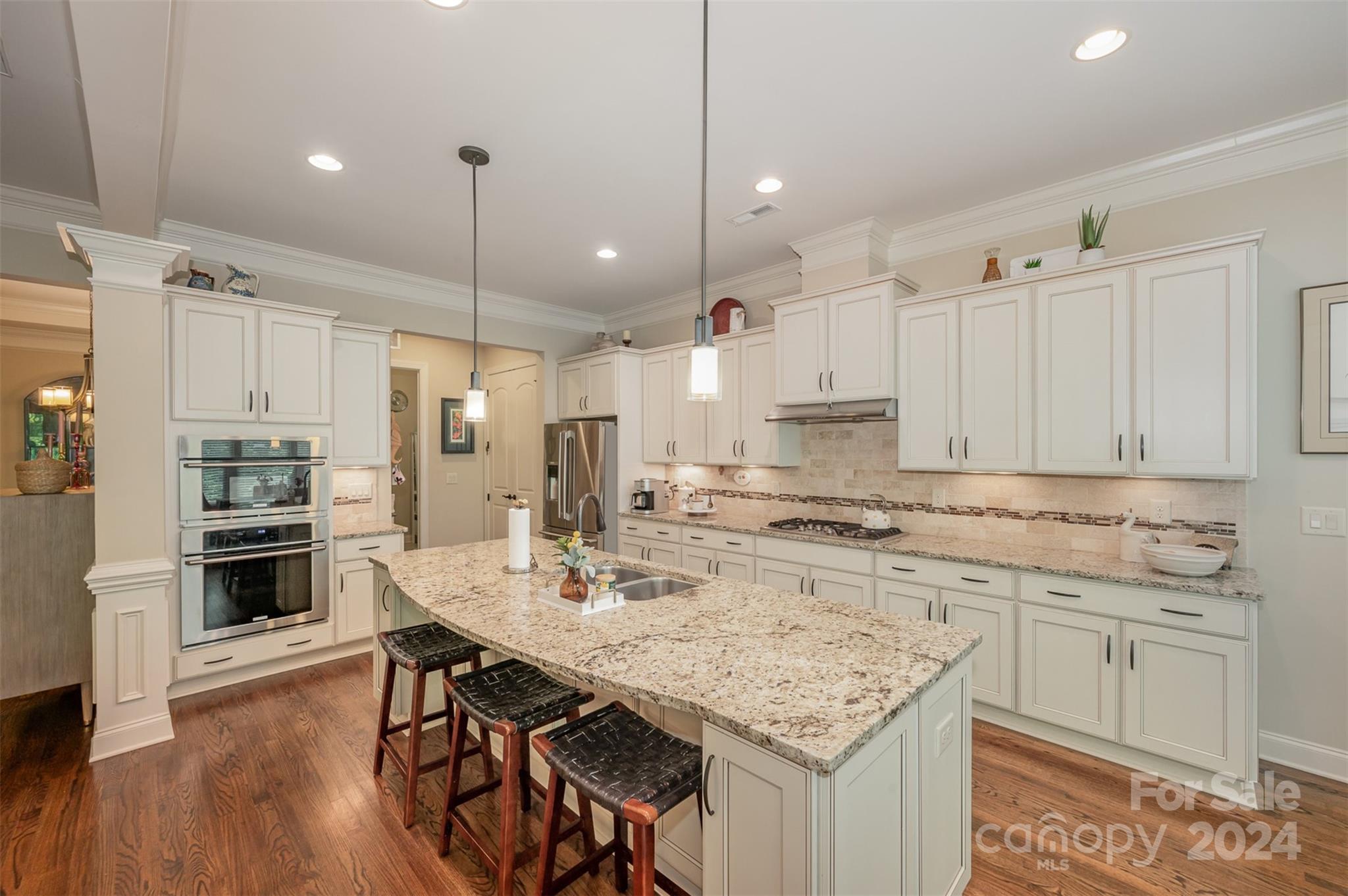 Barber Rock - Residential