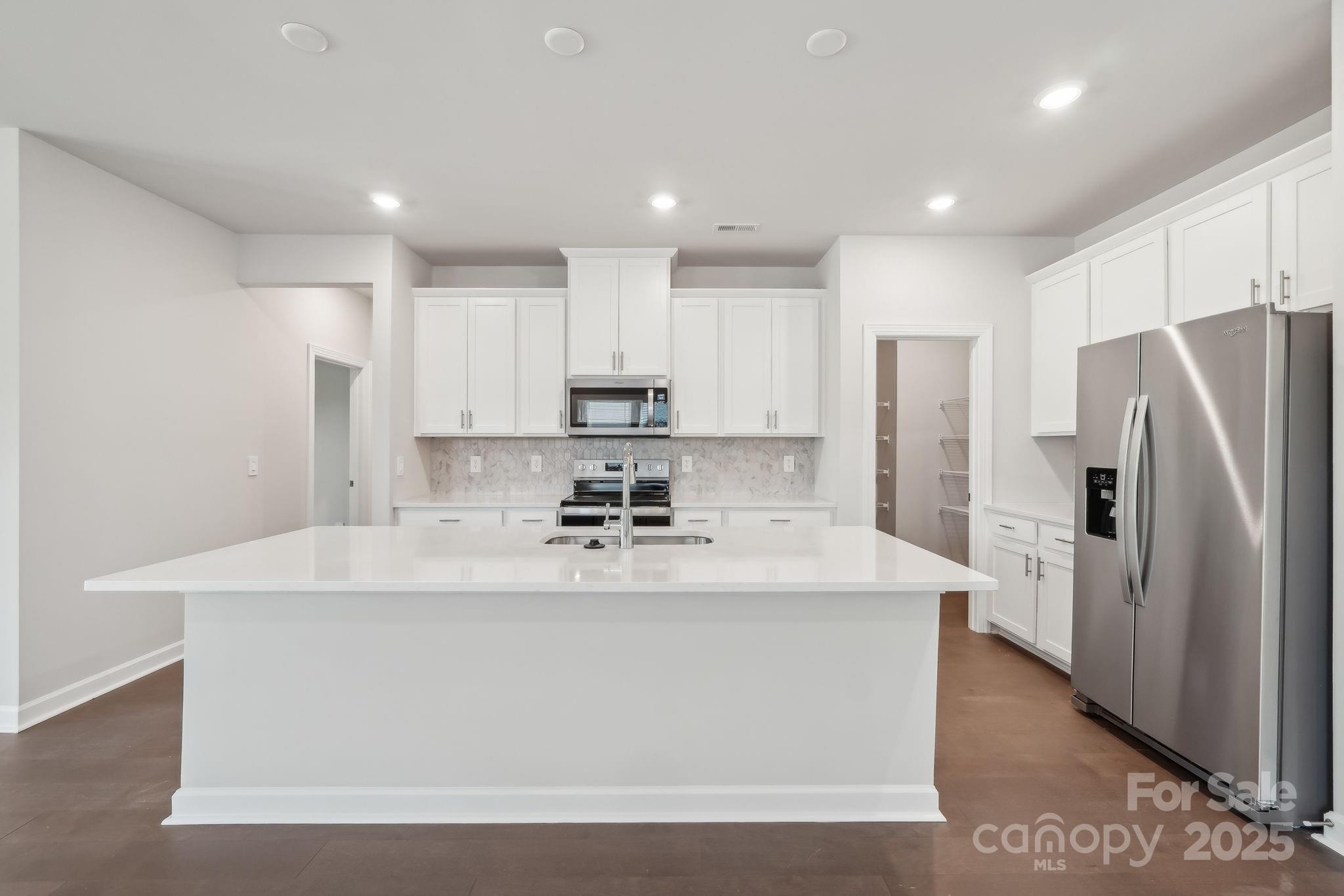141 Satchel Court