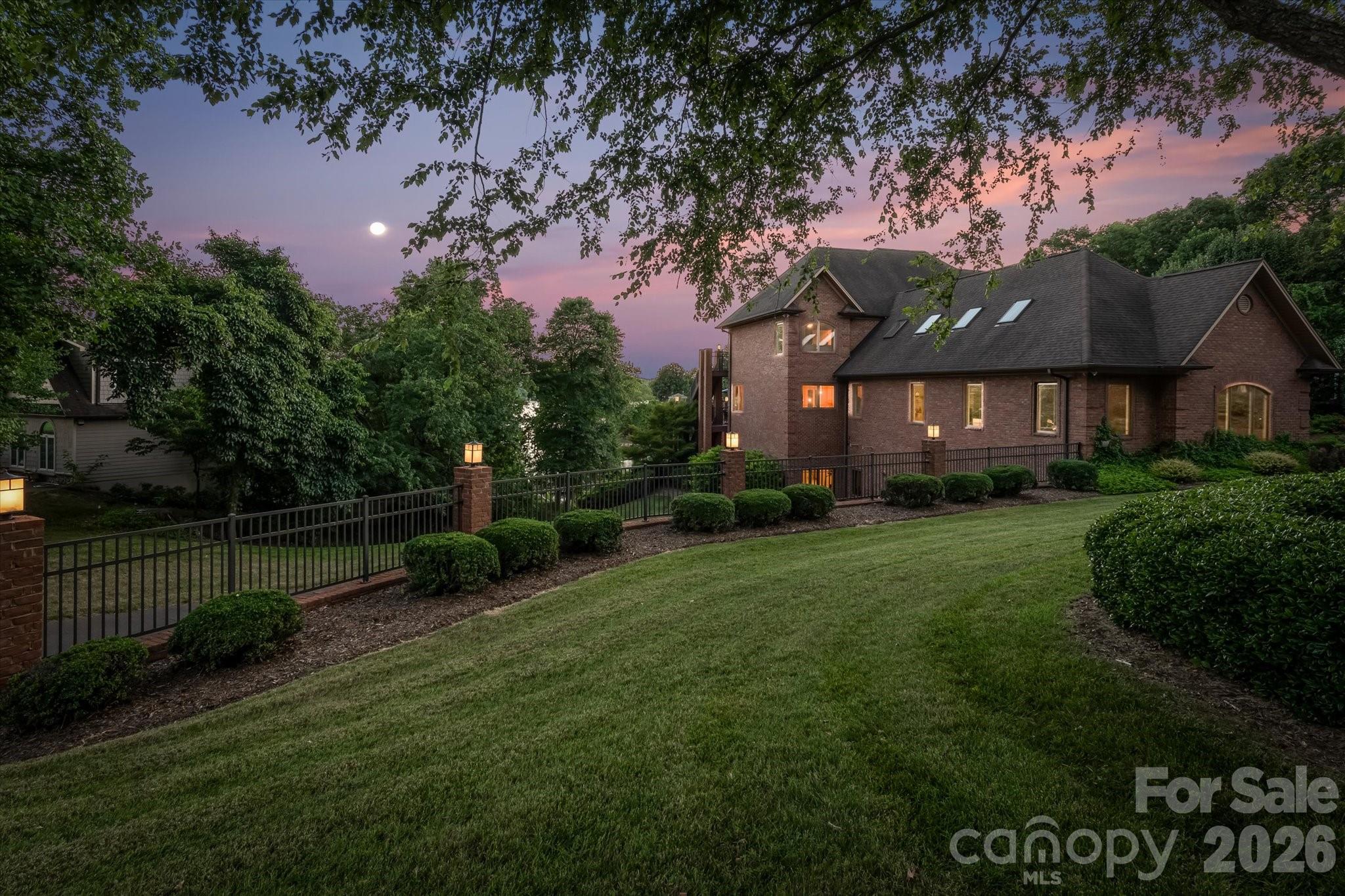 Olivers Landing - Residential