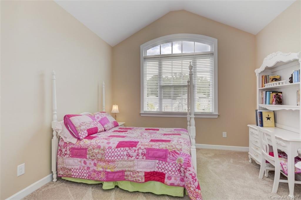 Shelly Woods - Residential