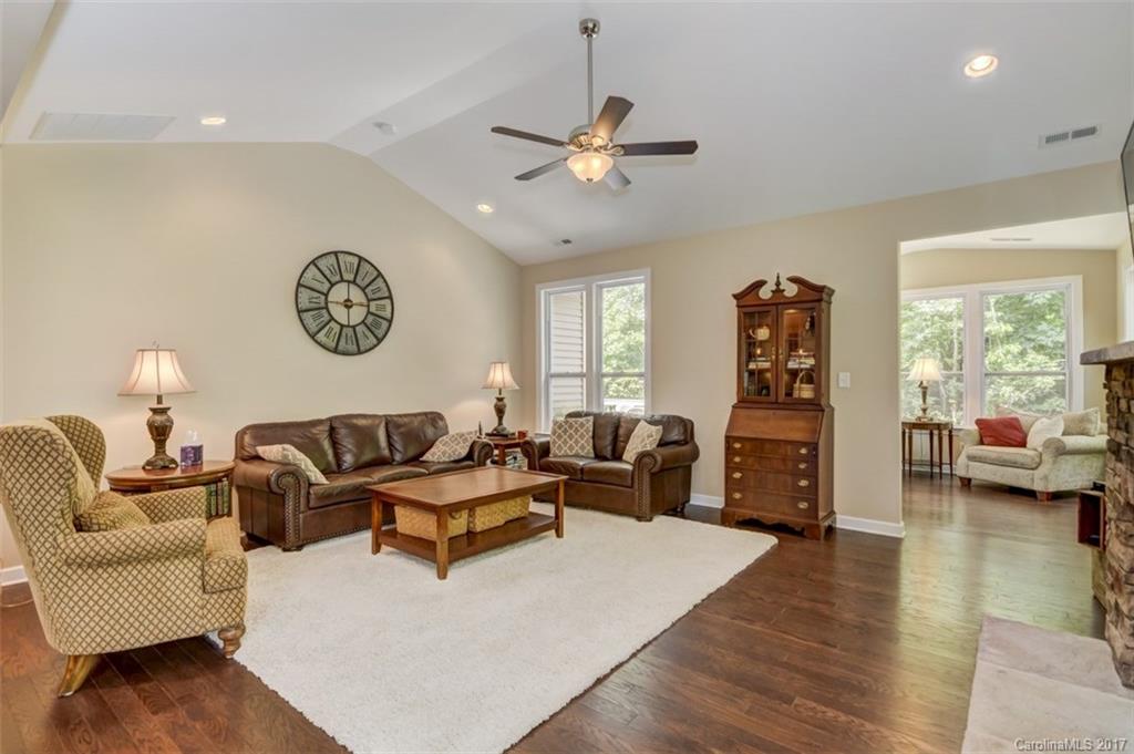 Shelly Woods - Residential