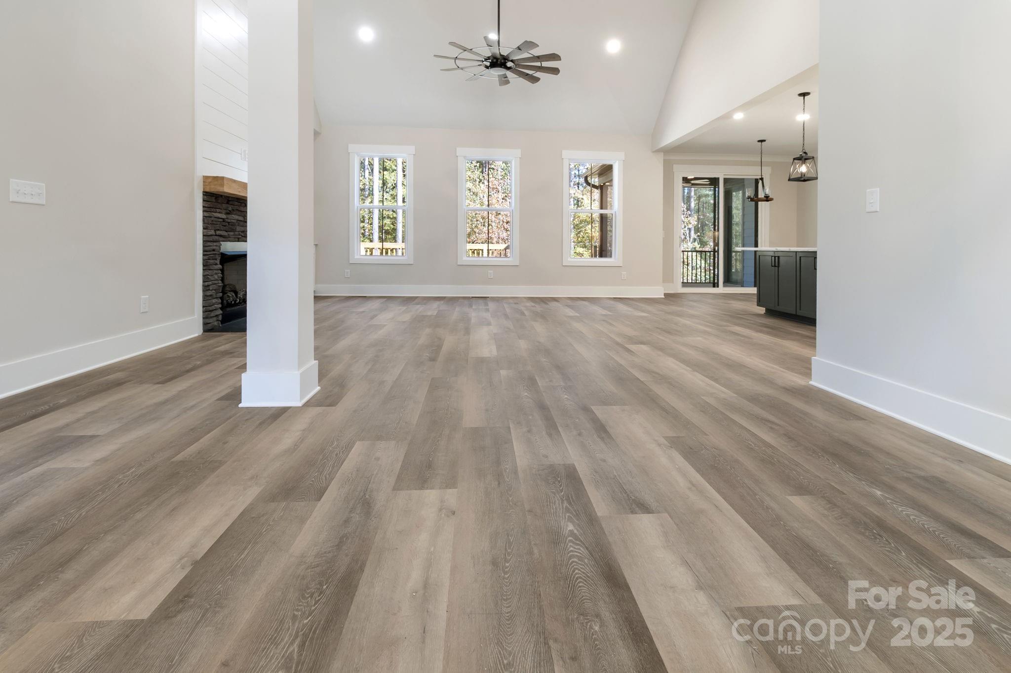 Royal Pines - Residential