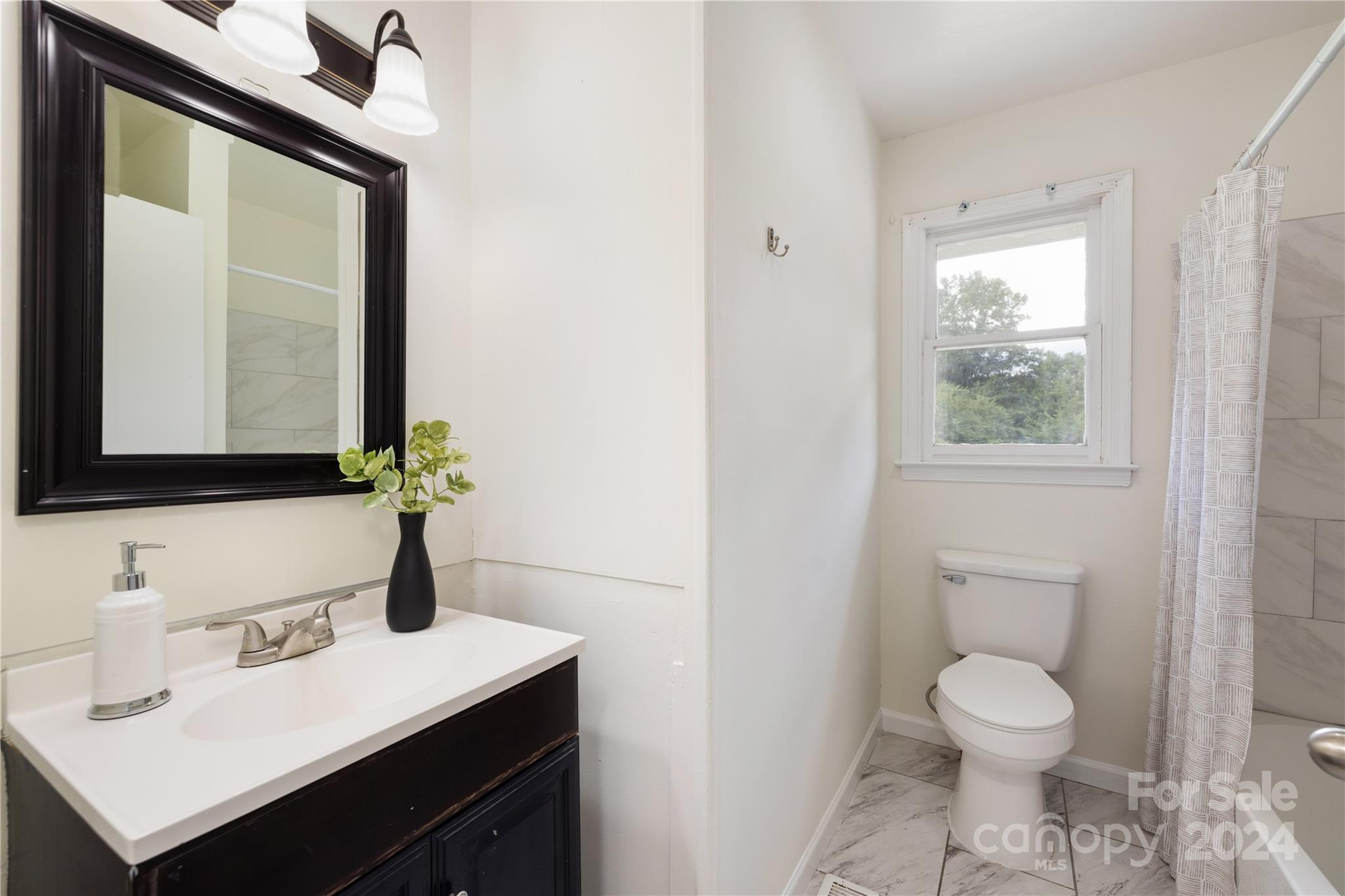 Virginia Manor - Residential