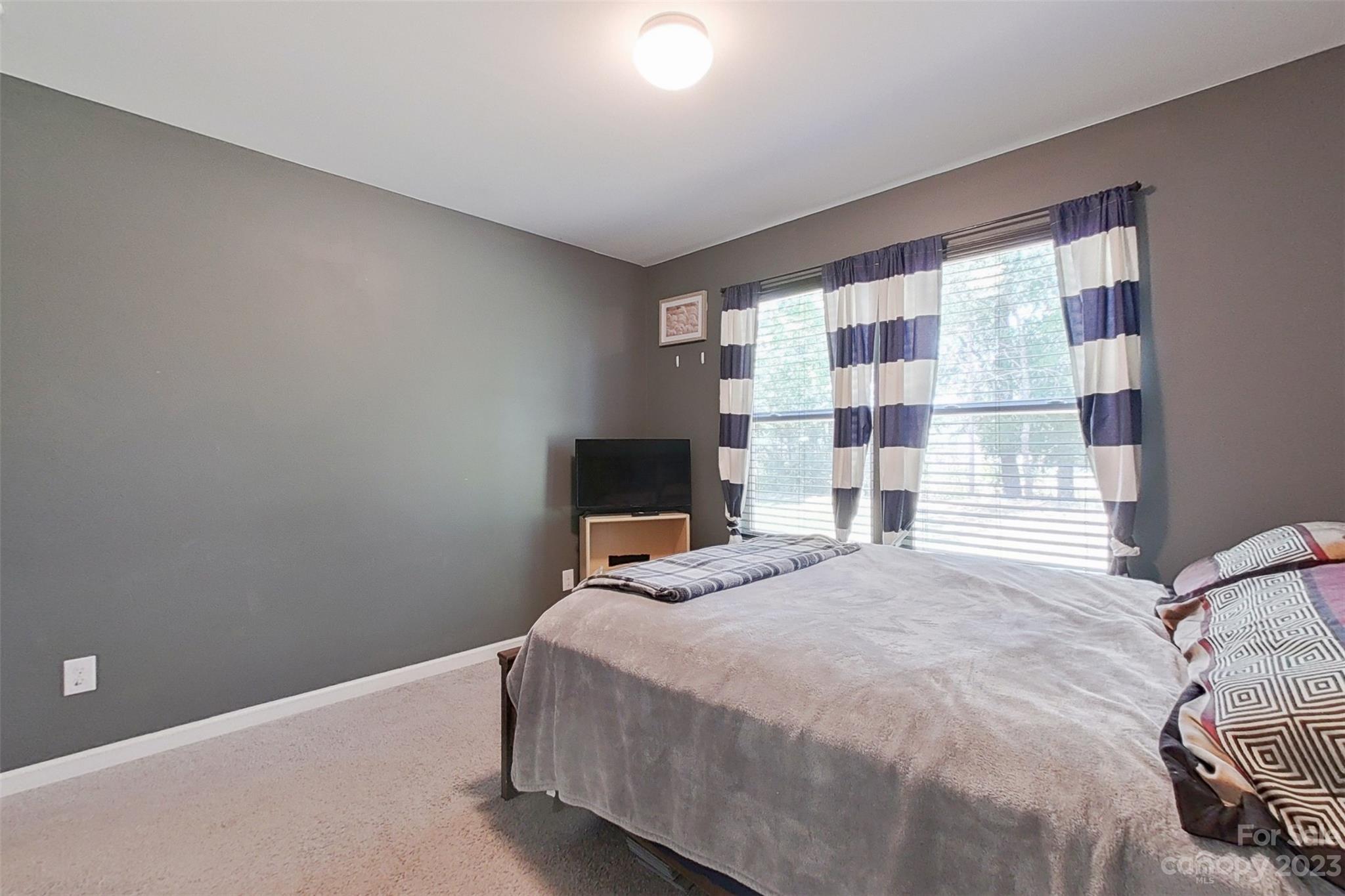 Austen Lakes - Residential