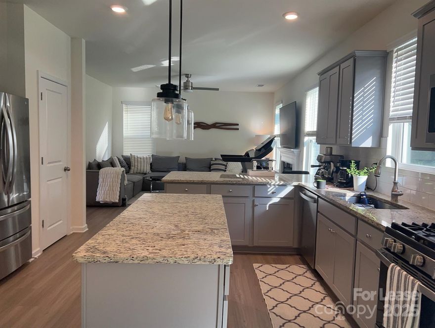 A beautiful home built in 2021, featuring 3 bedrooms, 2.5 bathrooms, a 2-car garage, and an installed EV charger. This home offers an open floor plan and is located in the desirable Selwyn Landing Subdivision. Available for rent starting in September. Long-term lease preferred (2+ years).
$50 application fee for applicants 18 and older. Renter’s insurance and one month’s security deposit required.
Apply@https://apply.link/LpPedpk