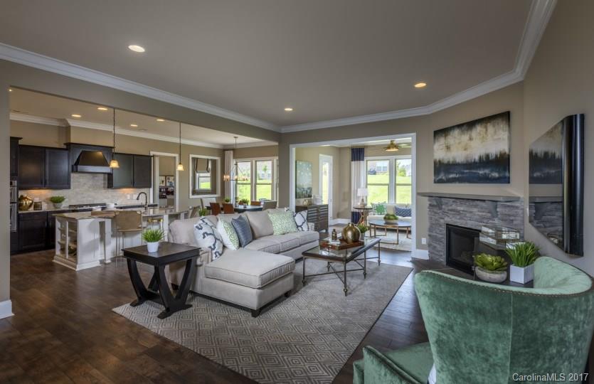 Oak Manor - Residential