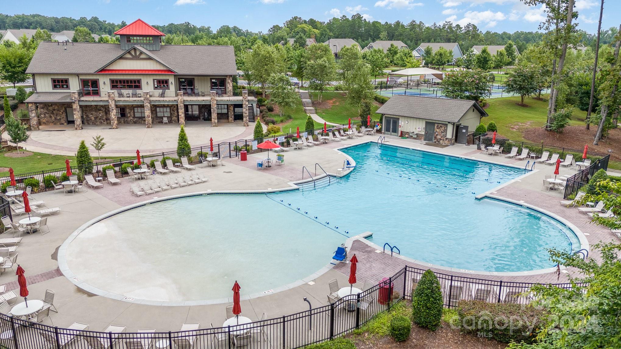 Tree Tops - Residential