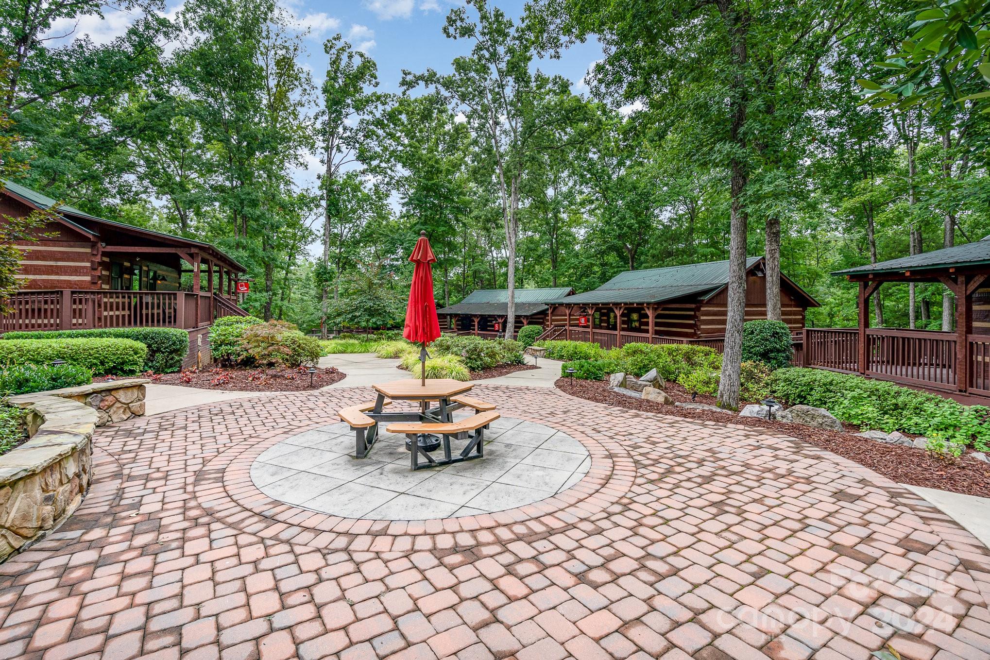 Tree Tops - Residential