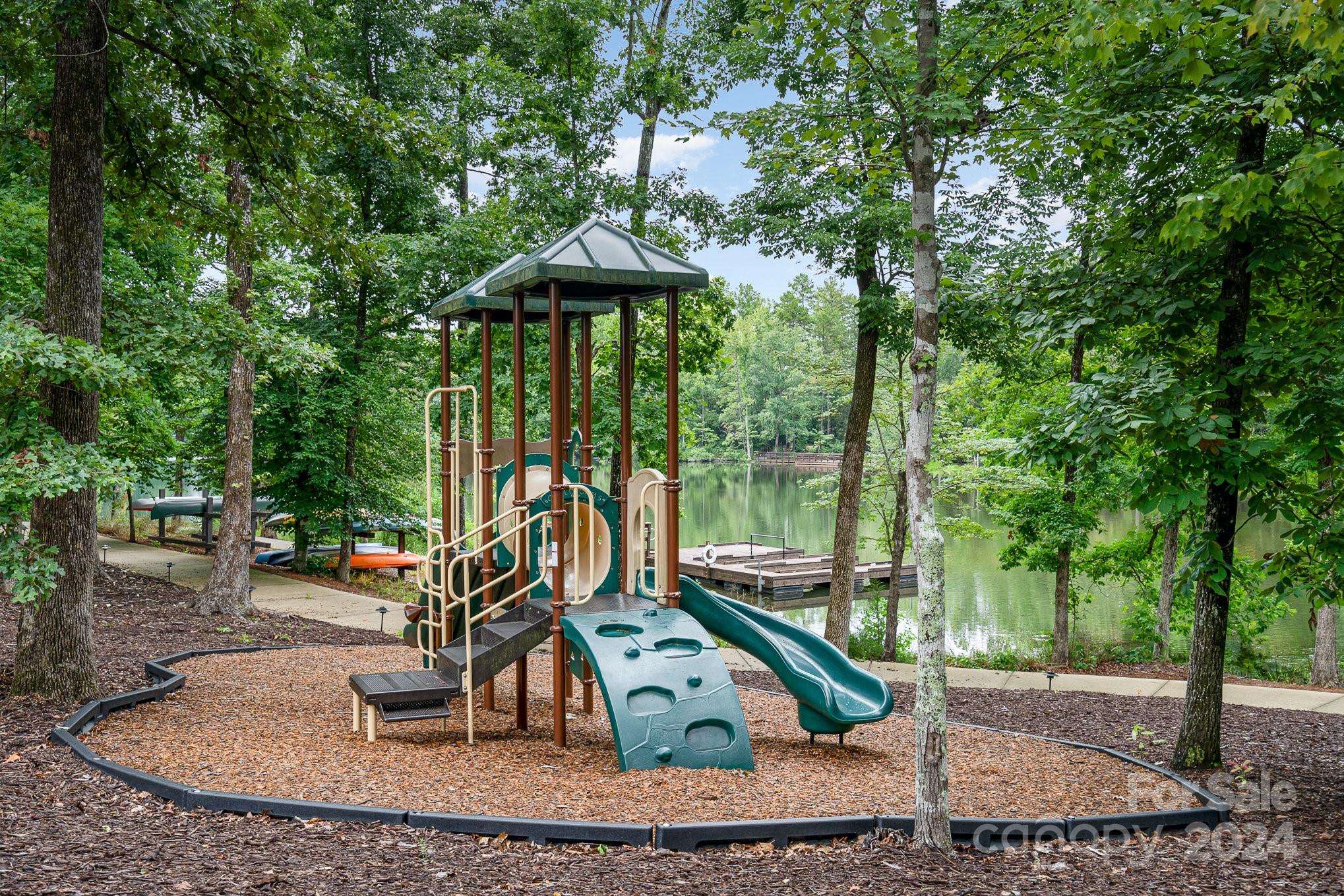 Tree Tops - Residential