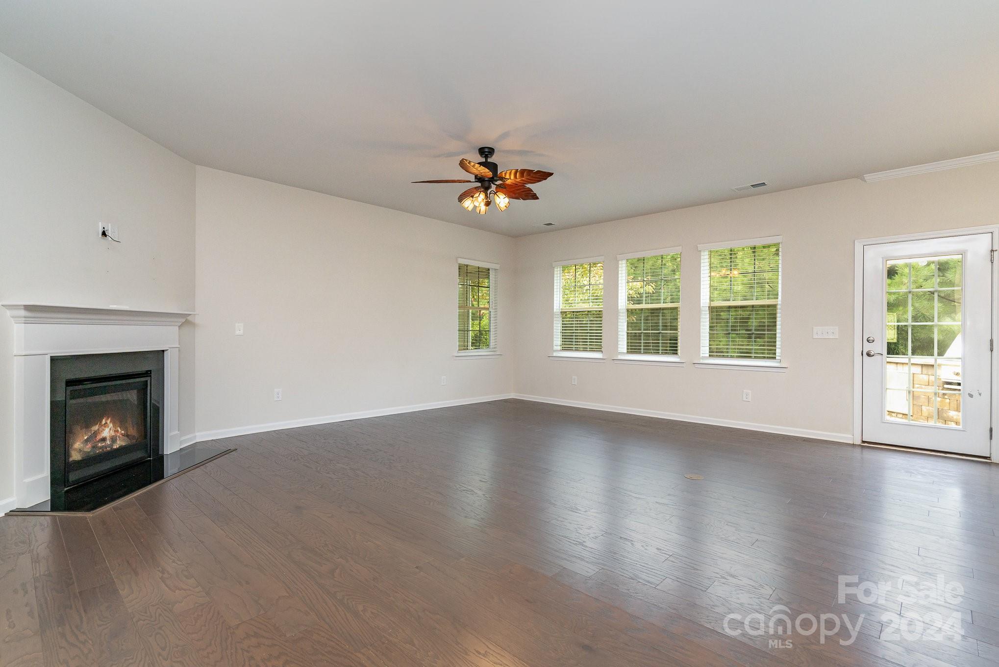 Tree Tops - Residential