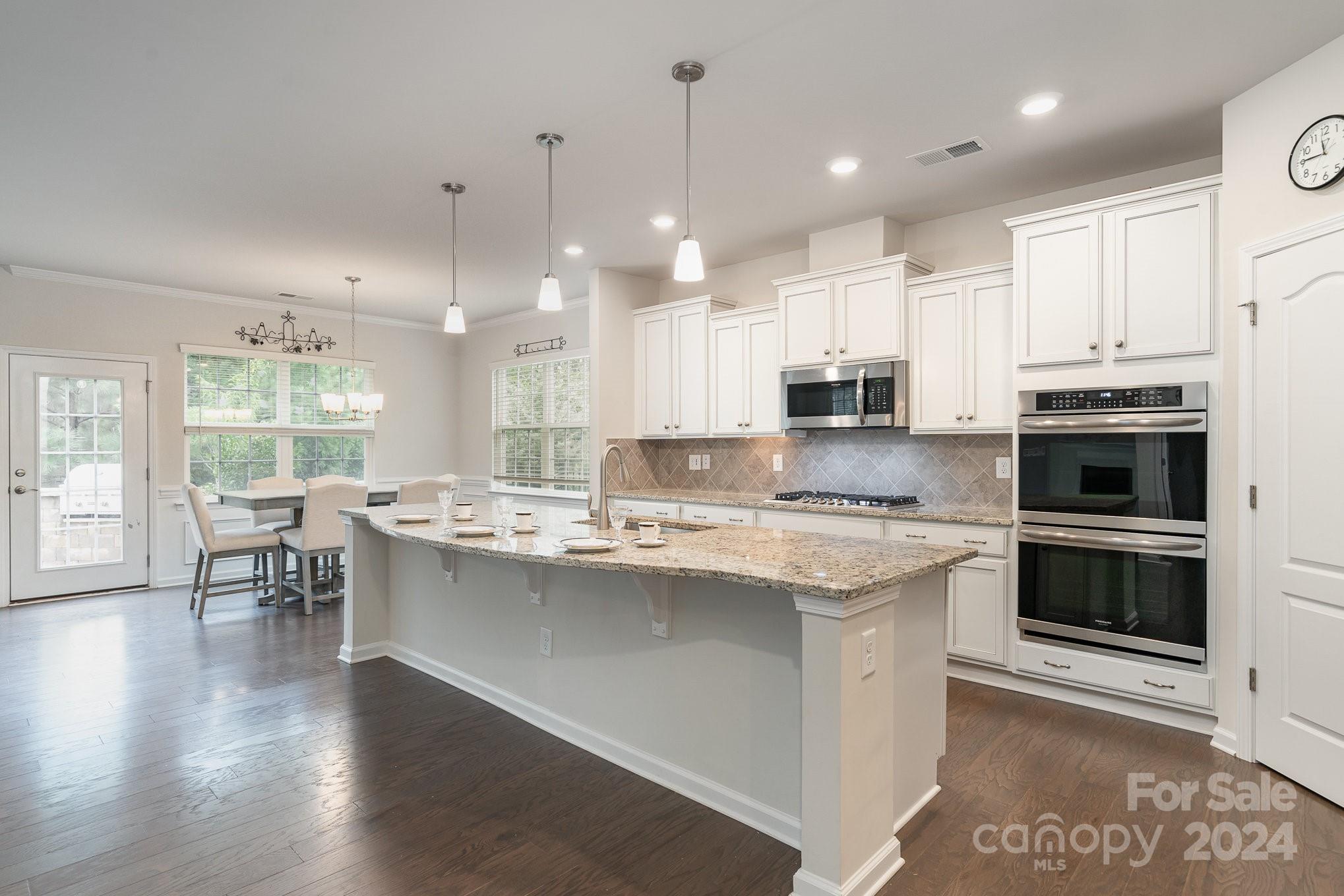 Tree Tops - Residential