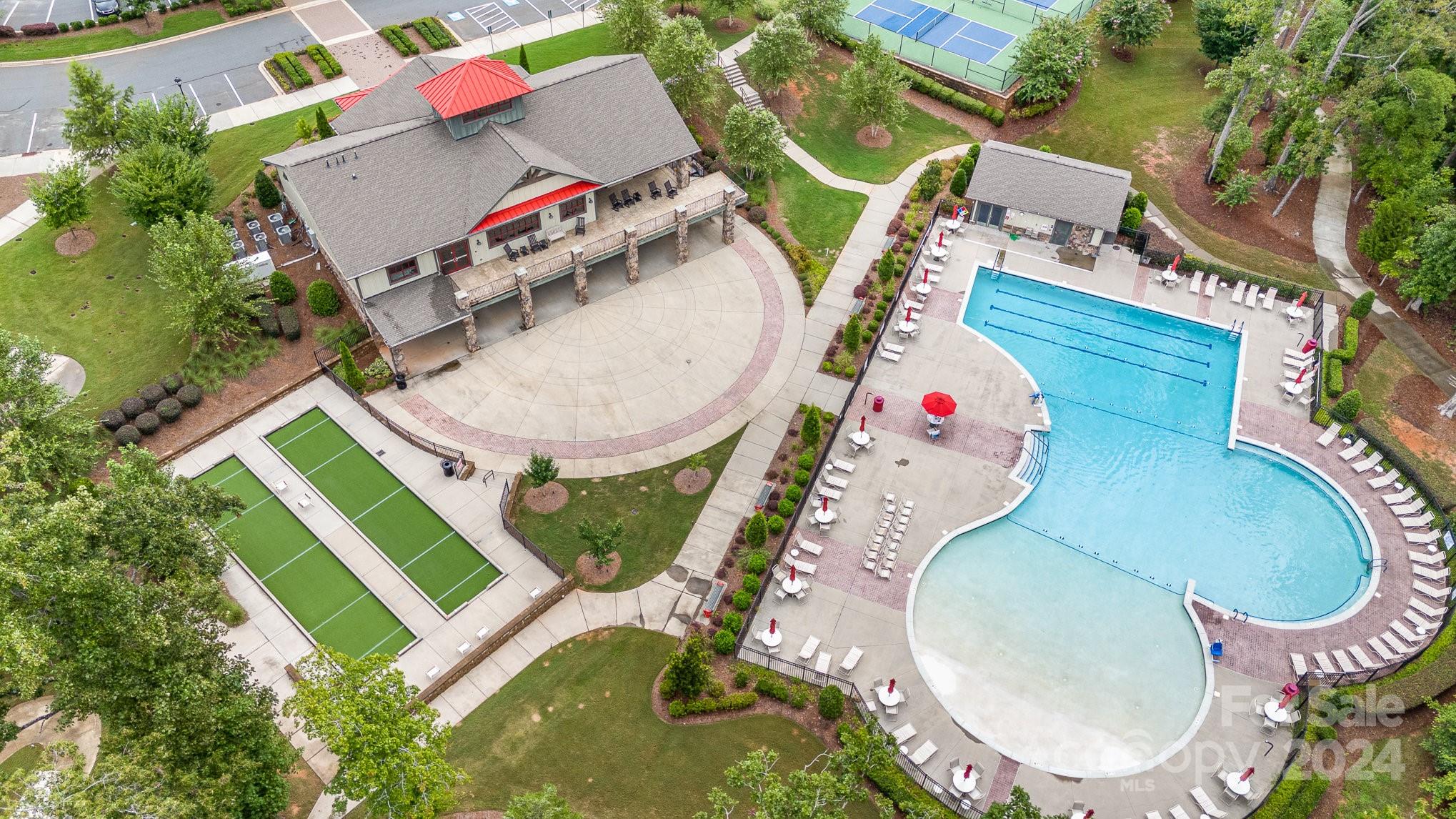 Tree Tops - Residential