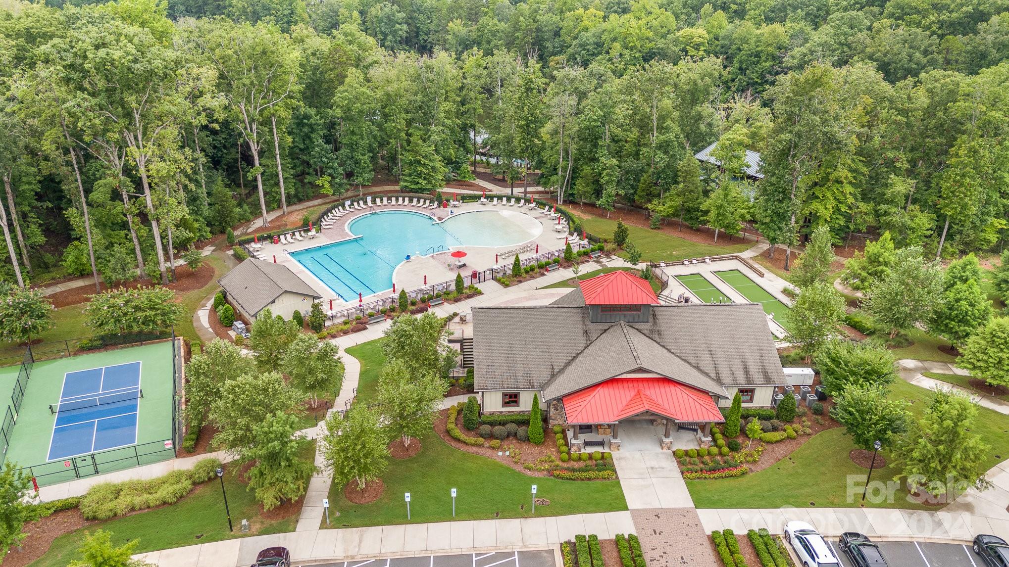 Tree Tops - Residential