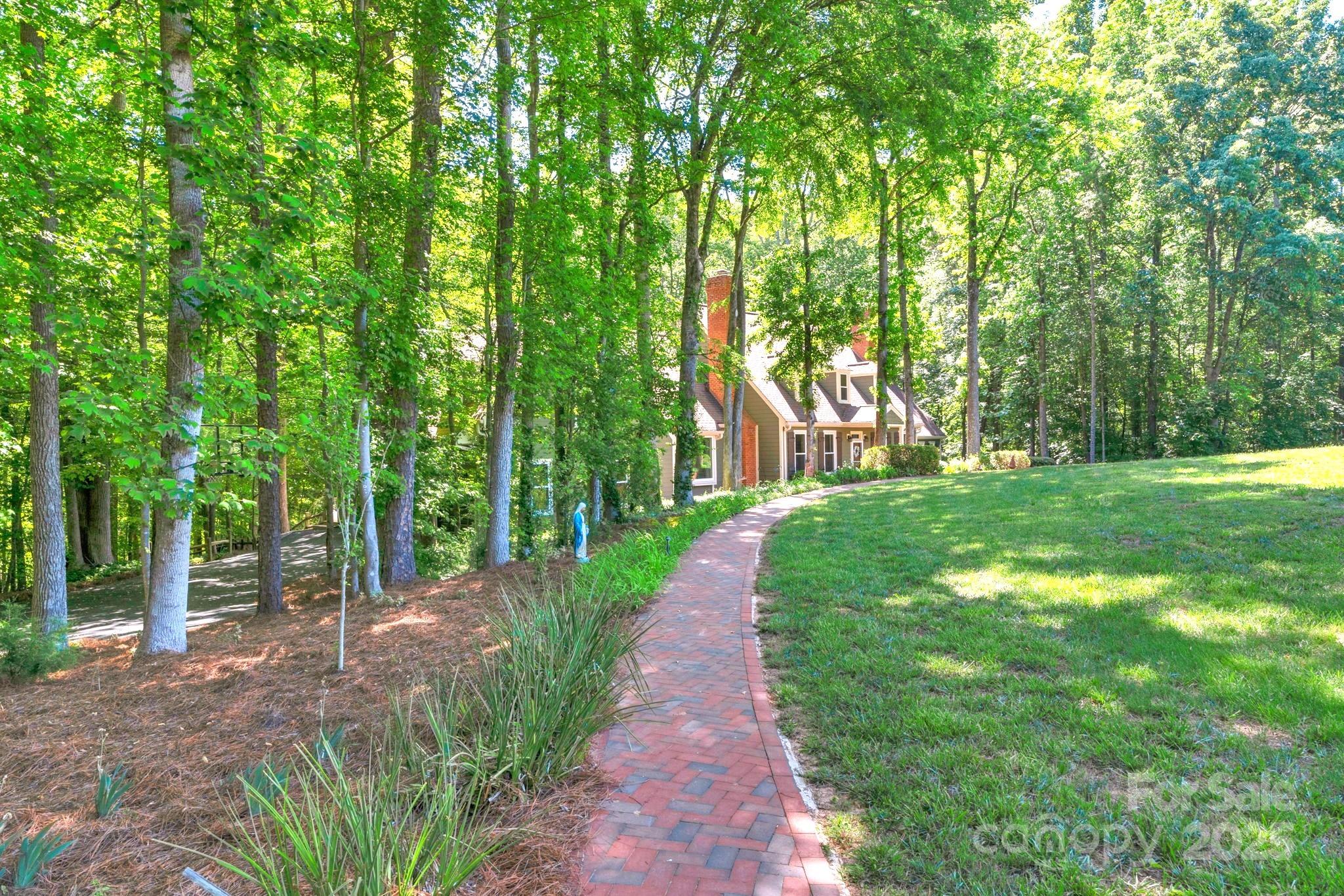 8400 Prince Valiant Drive