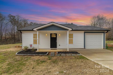 A home in Chesnee