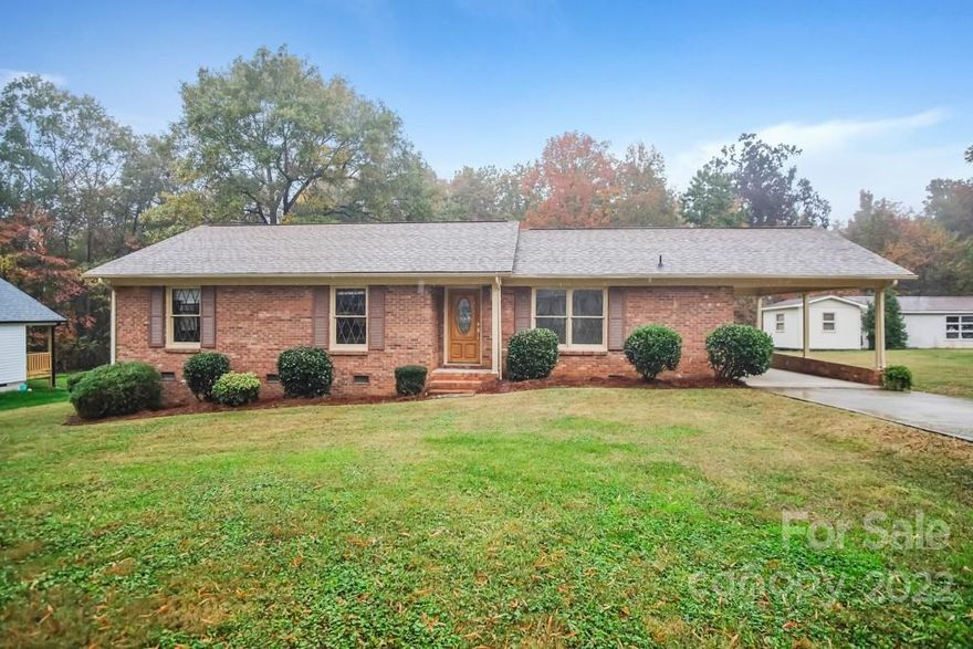 All brick three bedroom, two bathroom home on dead end street. This home had the HVAC updated in 2019, roof in 2018 and some flooring, carpet and paint updated this year. Kitchen has white cabinets, butcher block countertops with inlaid sink, & stainless steel dishwasher. The den features a beautiful brick, wood burning fireplace with insert. The primary bedroom has a shower with an updated vanity. The home also has two other bedrooms, another full bathroom with tub/shower combo, an aery living room and back deck with a spacious backyard.