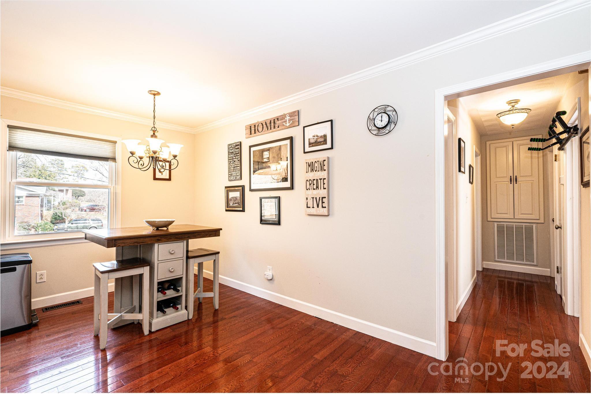 Forest Hills - Residential