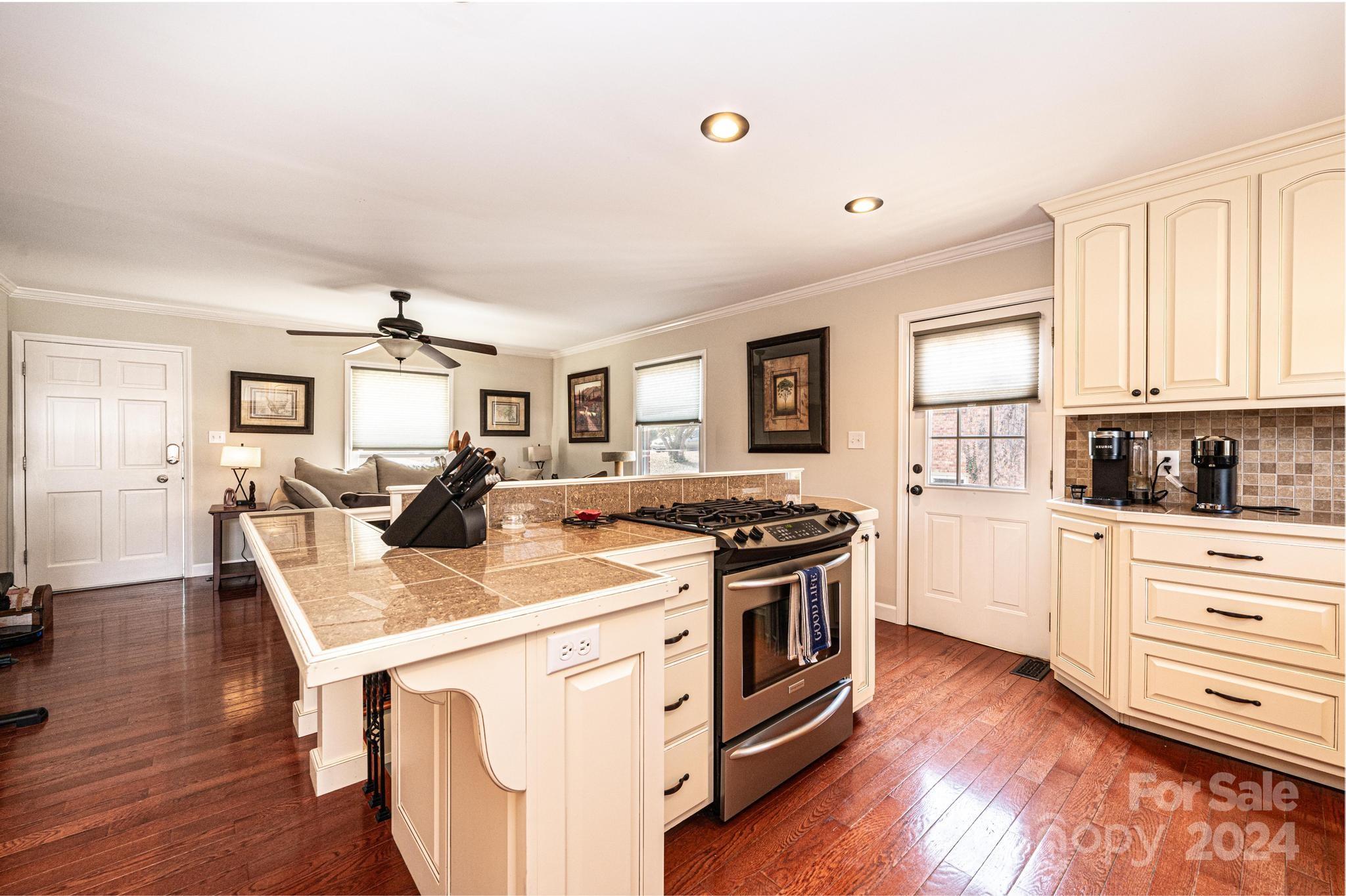 Forest Hills - Residential