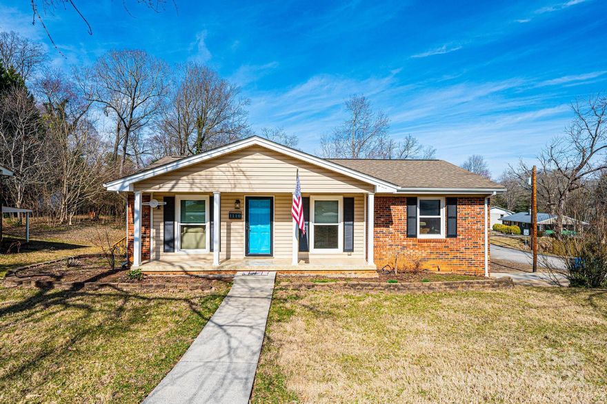 What a great location for this All Brick Ranch Home with Full Finished Lower Level. Walk to Lake Hickory's Riverwalk and the Aviation Walk. Established neighborhood of Forest Hills. This Home offers Open Kitchen/Living/Dining floorplan. Kitchen features recessed lighting, stainless appliances, gas range, tile countertops with center sink, eat-at bar, + dining area. Primary Suite and bath is on the Main plus Two Guest Bedrooms and Second Full Bath. One of the Bedrooms is currently used as an office. Lower Level offers a combination Den/Bar with an electric fireplace to cozy up the room. Entertaining Bar with a beverage refrigerator and small sink. Full bath with Laundry area. Nice Bed/Bonus Room makes for the perfect Guest Suite. Storage closet and outside access to a rear, concrete patio with a fire-pit for some "chill-time". Heated, One Car Garage with storage space. The Hot Tub, Outbuilding and Washer and Dryer DO NOT CONVEY. List of Updates in Attachments. Seller works from home.