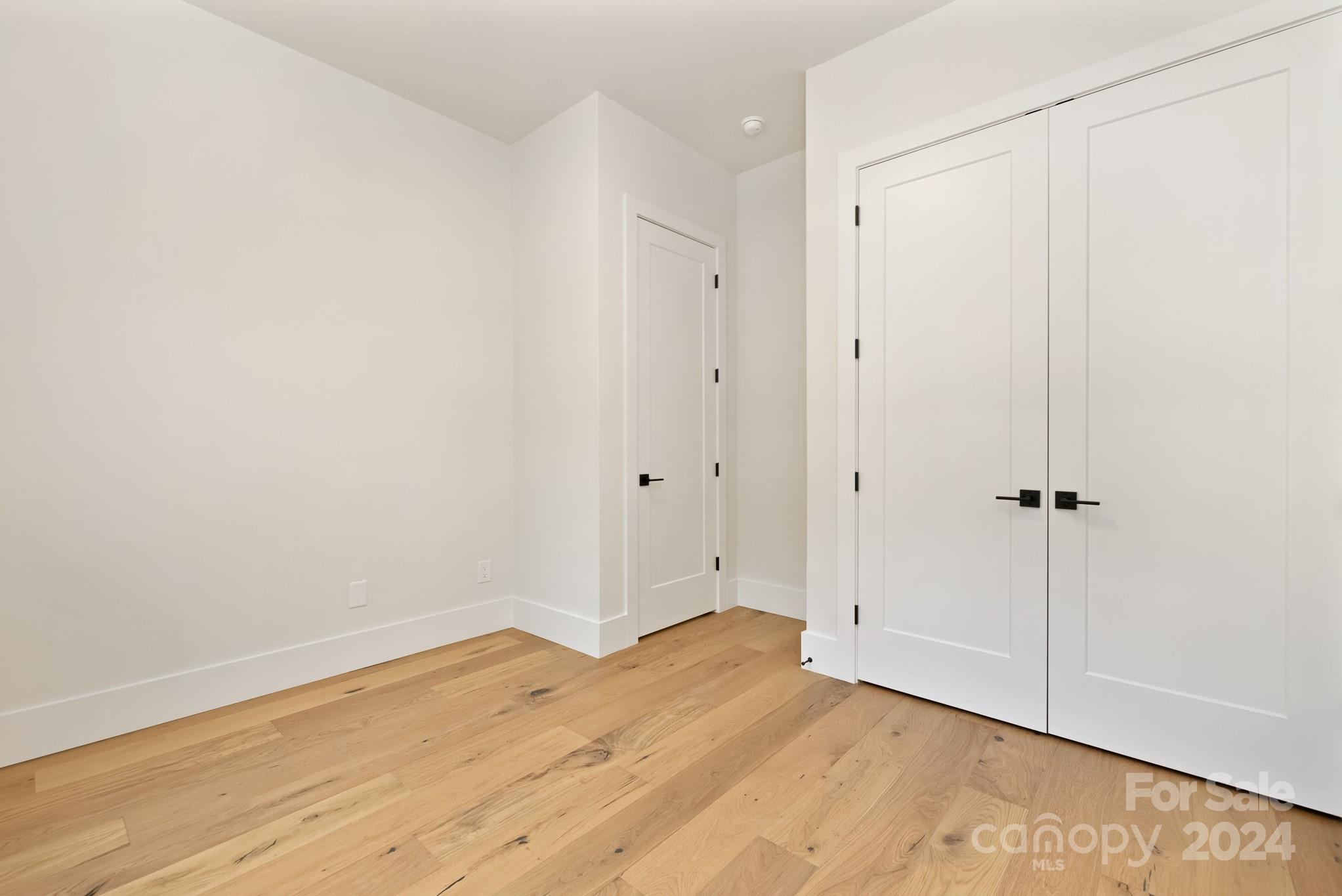 Royal Oaks - Residential