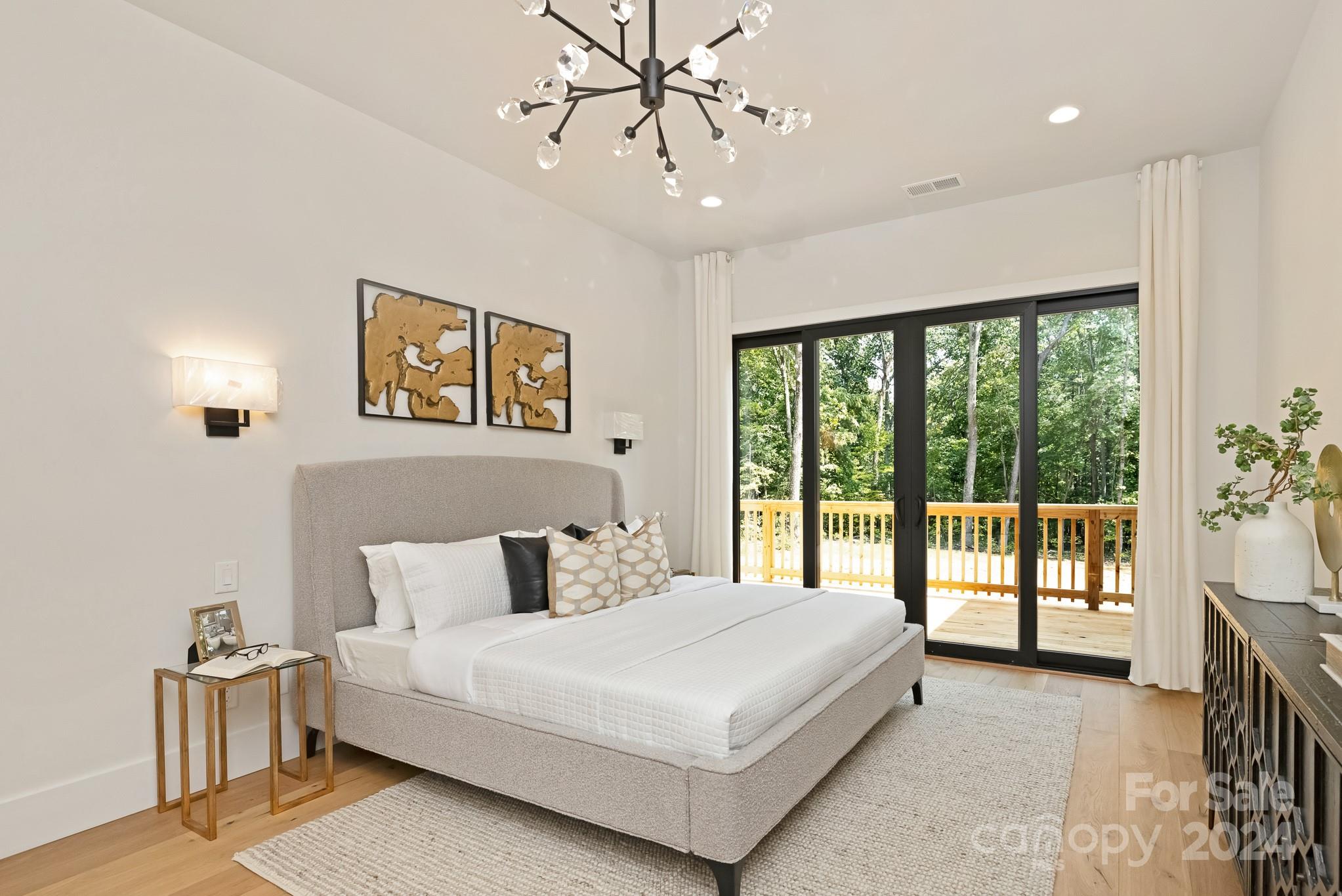 Royal Oaks - Residential