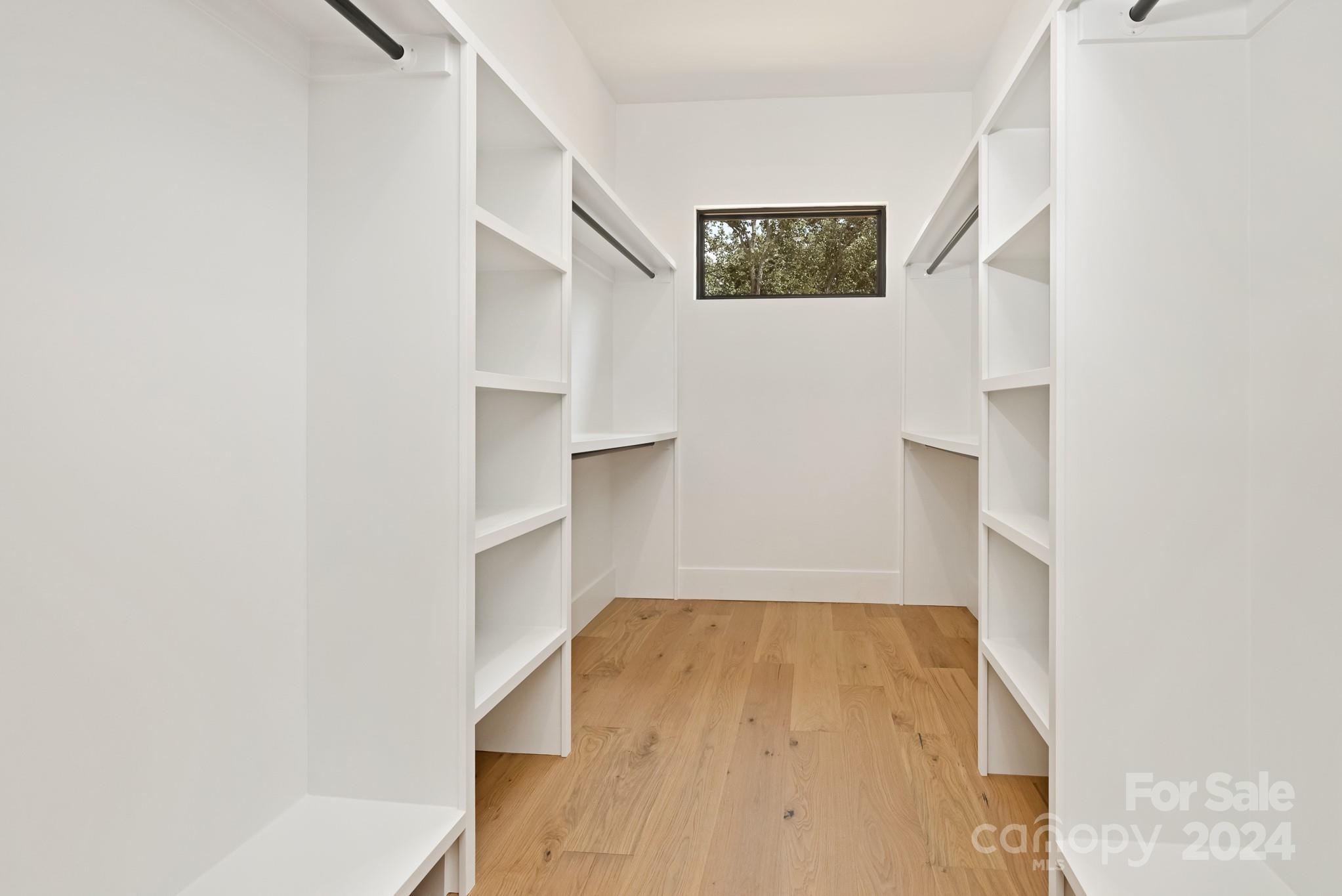 Royal Oaks - Residential